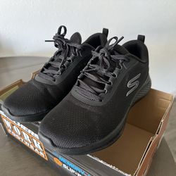 Skechers USA 5 woman’s