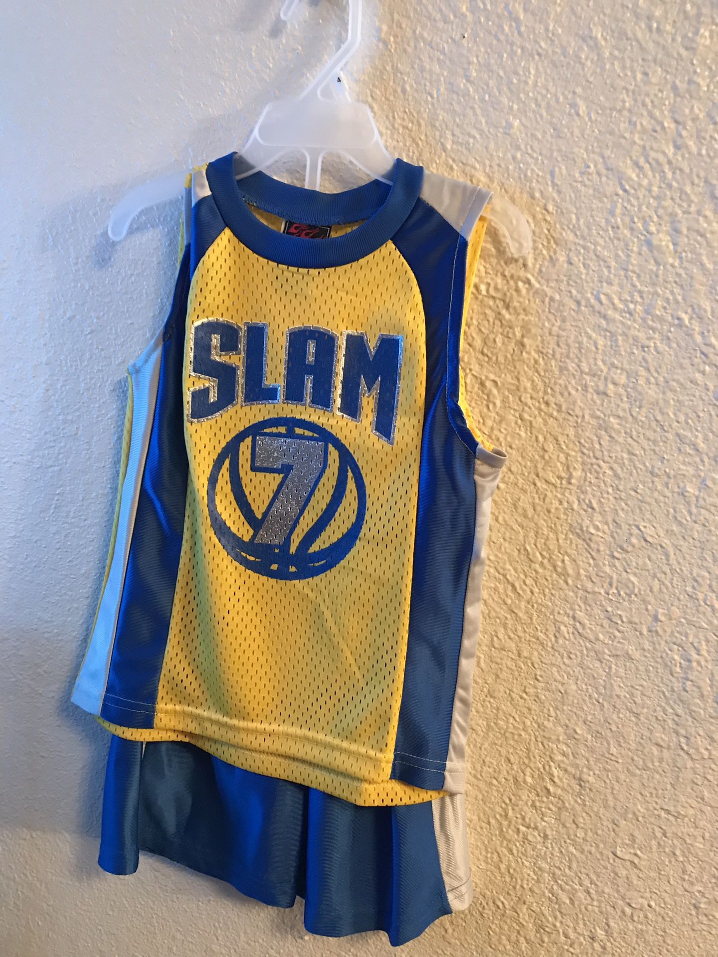 Size 4