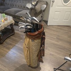 GOLF BAG WITH CLUBS (12 CLUBS SET)