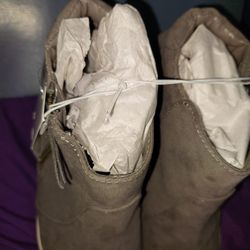 Womens Shoes Size 10