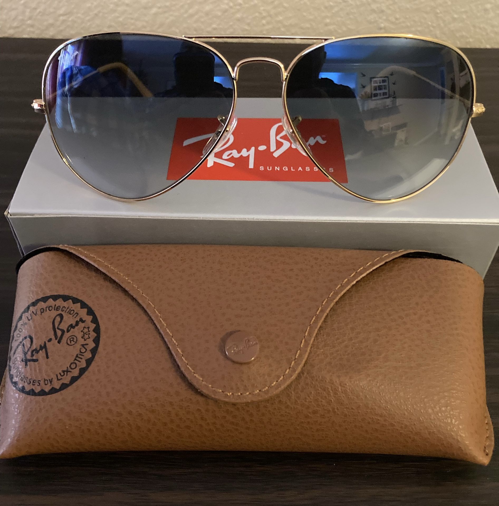 New RayBan Aviator Sunglasses With Original RayBan Packaging 