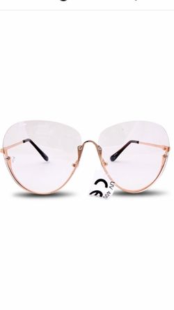 Clear and gold glasses! Brand new!