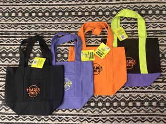 Trader Joe's Trick or Treat Canvas Tote Bag (4)