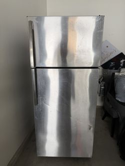 Stainless Steel Refrigerator – Great Condition – $400