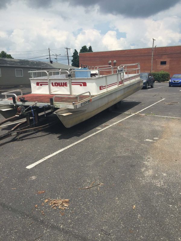 Lowe pontoon