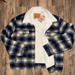 New Men’s Size Medium & Large Levi’s Sherpa Jacket 