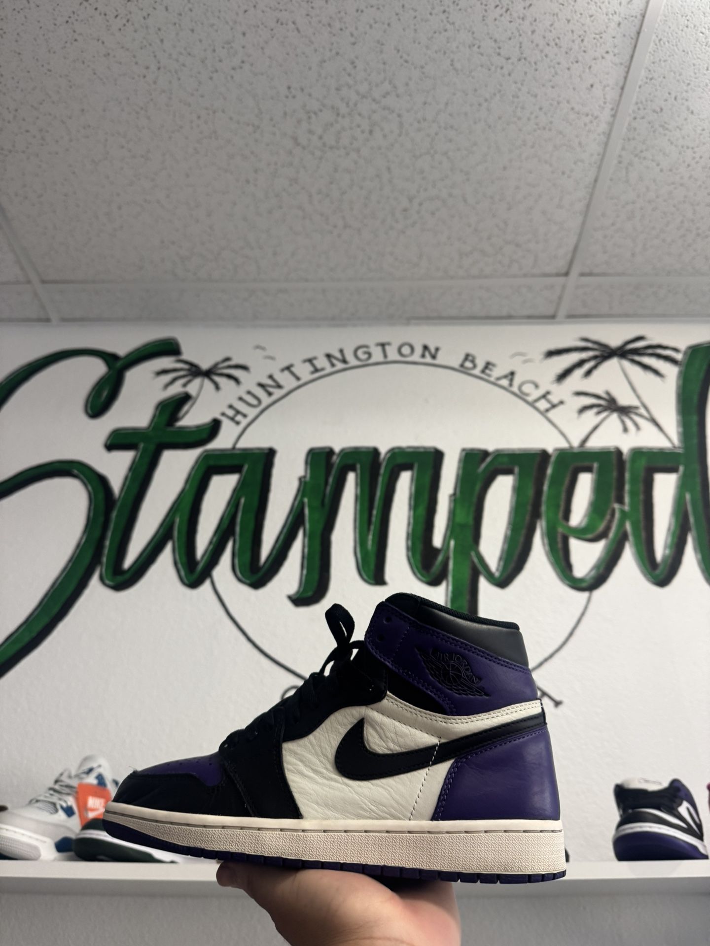 Jordan 1 Court Purple