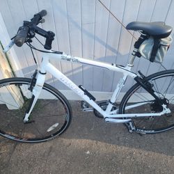 Trek 7.6 FX 19" Bike
