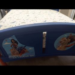 Kids Bed With Mattress 
