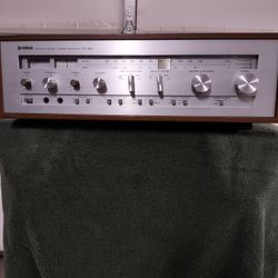 Yamaha CR 820 Receiver
