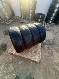 (225/60/18) Michelin tires x4