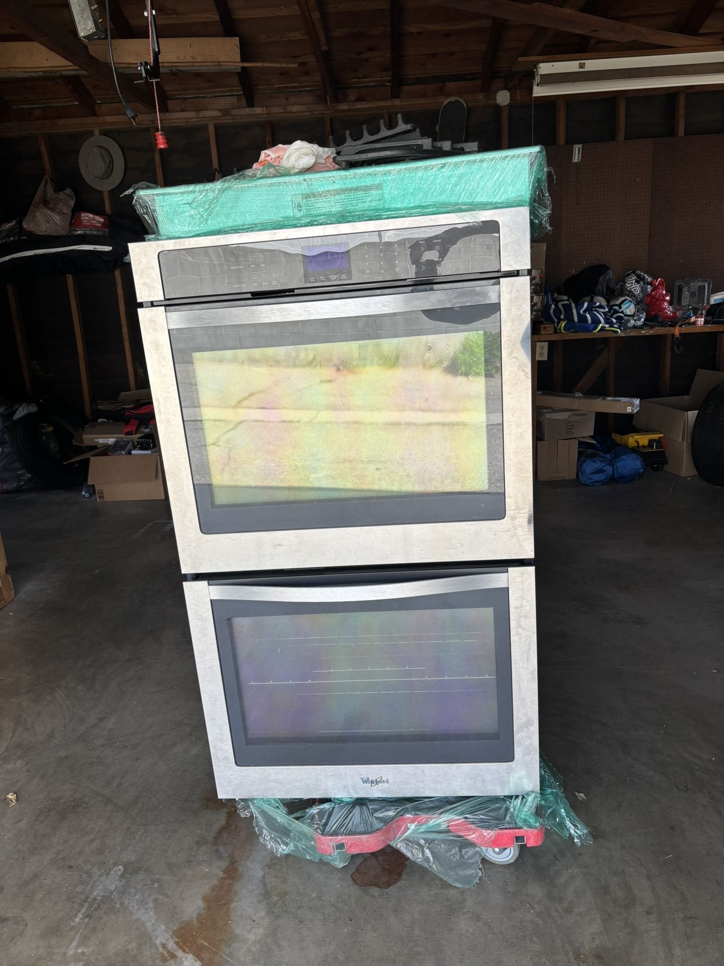 Oven Like New , Gas $250 