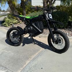 Rawrr Mantis Mini R17 (91 Miles) 