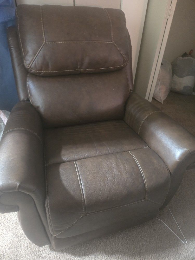 Leather Recliner Electrical, Fully Lift Up Motion