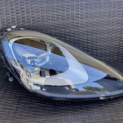 2019 2020 2021 2022 PORSCHE CAYENNE RIGHT PASSENGER SIDE LED DYNAMIC HEADLIGHT 9Y0941034AA OEM