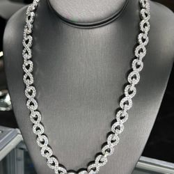 Moissanite Diamond Infinity Loop Custom