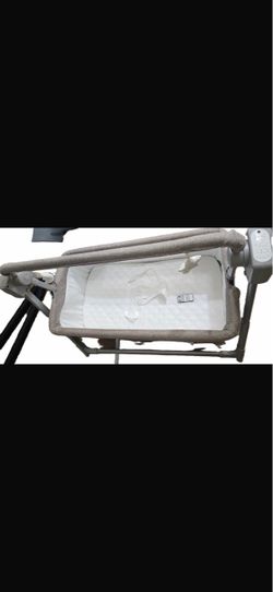 gray electric baby bassinet/bedside sleeper- Move out sale
