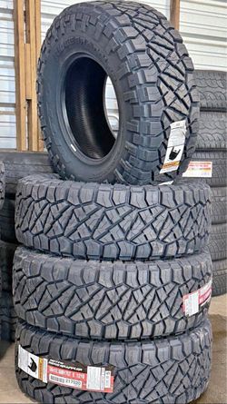 Set De Gomas 35x12.50R17 Nitto Ridge Grappler