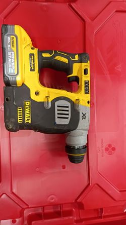 DeWalt xr roto hammer w bits