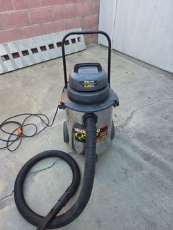 Shop vaccum.