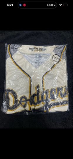 Dodgers Jackie Robinson promo jersey  size medium