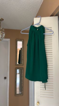 New Green and Taupe Sleeveless tops(Small)