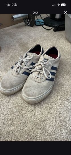 Used Adidas size 9 skate shoes