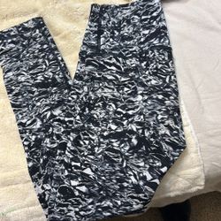Lululemon High waisted Leggings Size 4