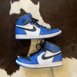Air Jordan 1 Mid Royal Blue (Size 11)