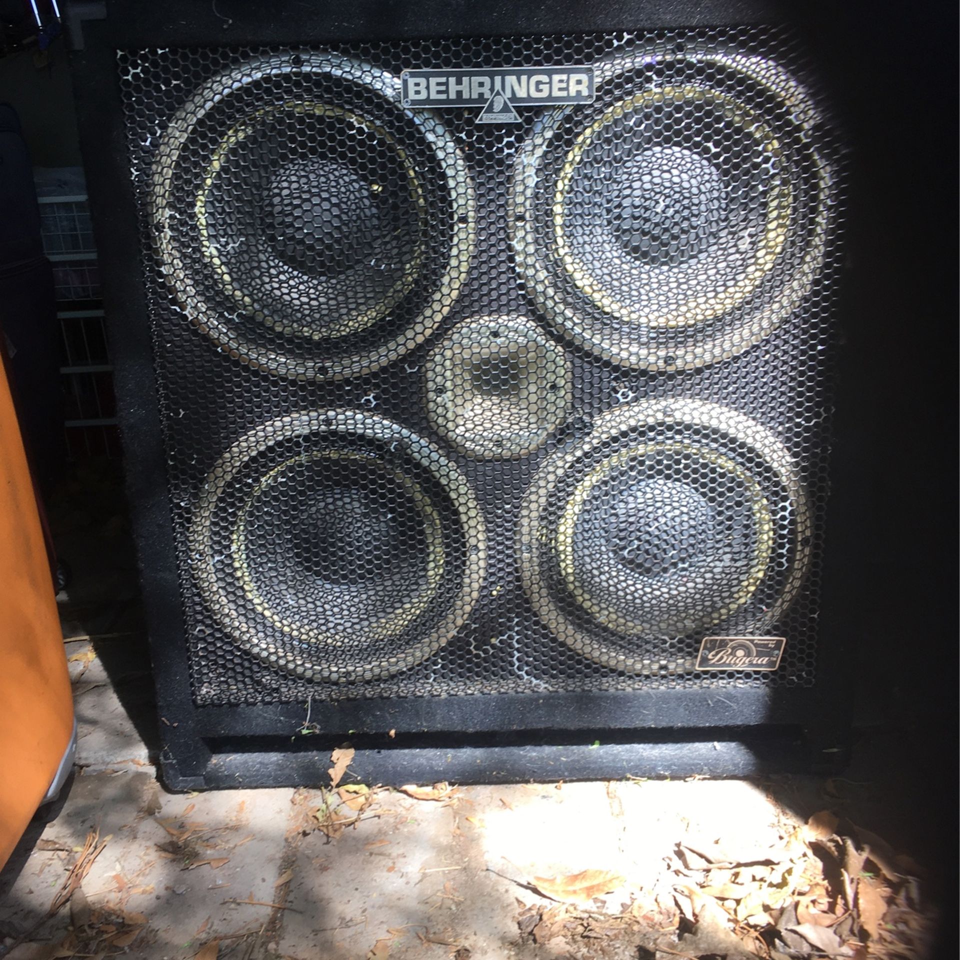 Behringer Ultrabass BB410 Bugera Bass Cabinet