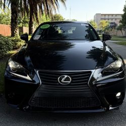 IS 250 Lexus 2025