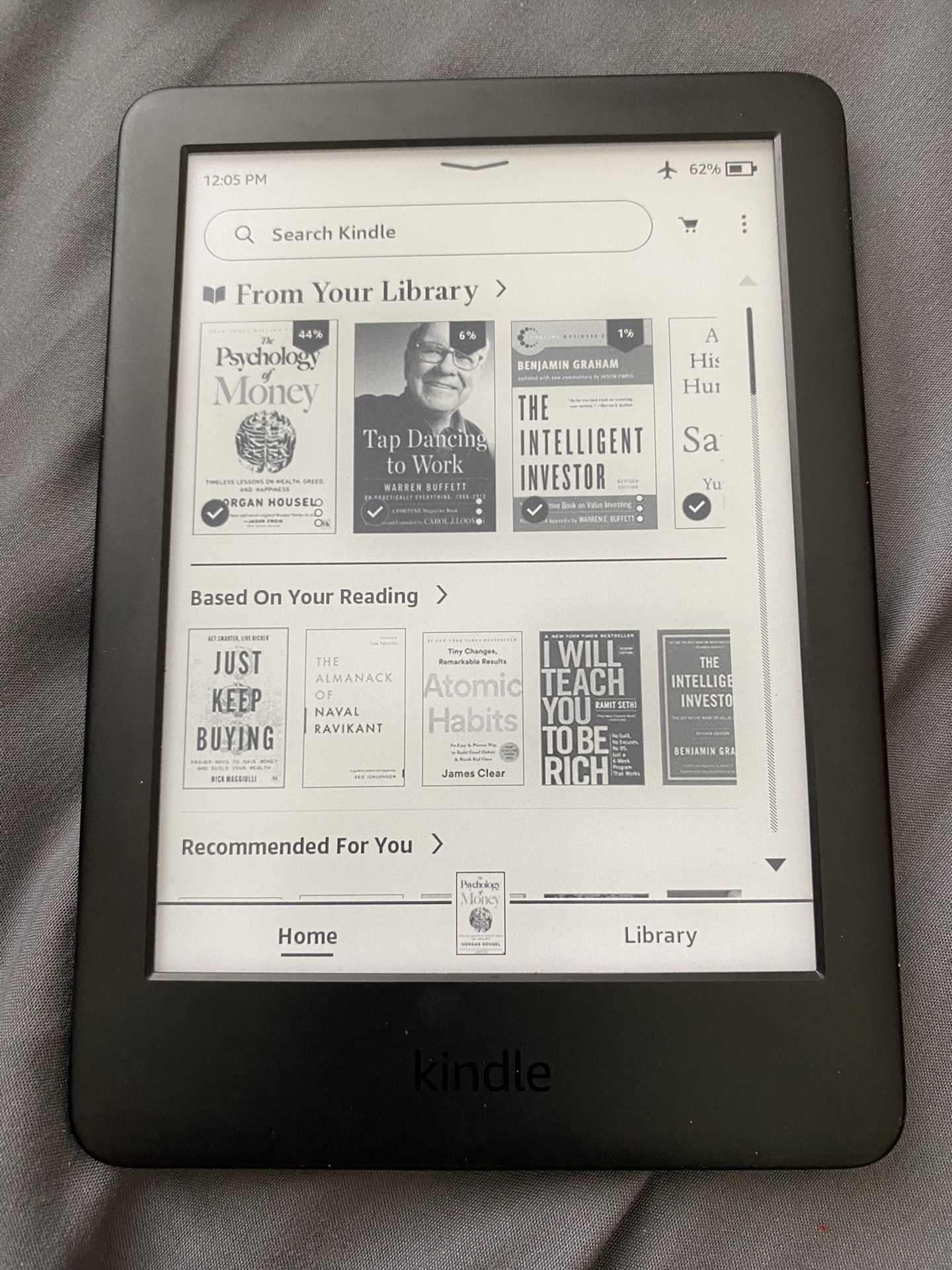 Kindle 2019 10th Gen- Built In Front Light - Black 8Gb