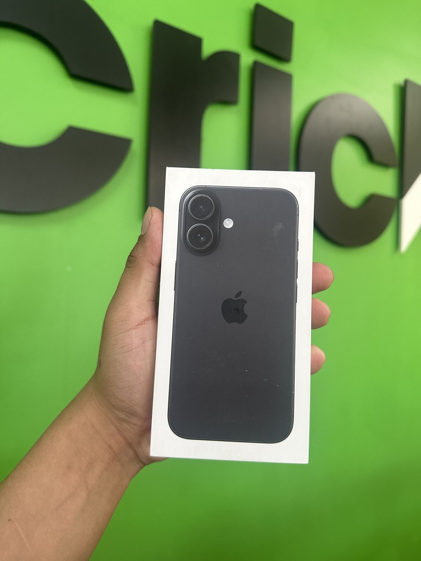 iPhone 16 **Phone Payment Plans Available**