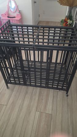 42/38 inch dog crate with feeding bowls