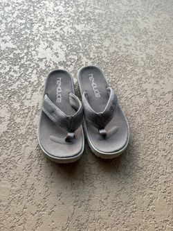 Hey Dudes Flip Flops Grey New