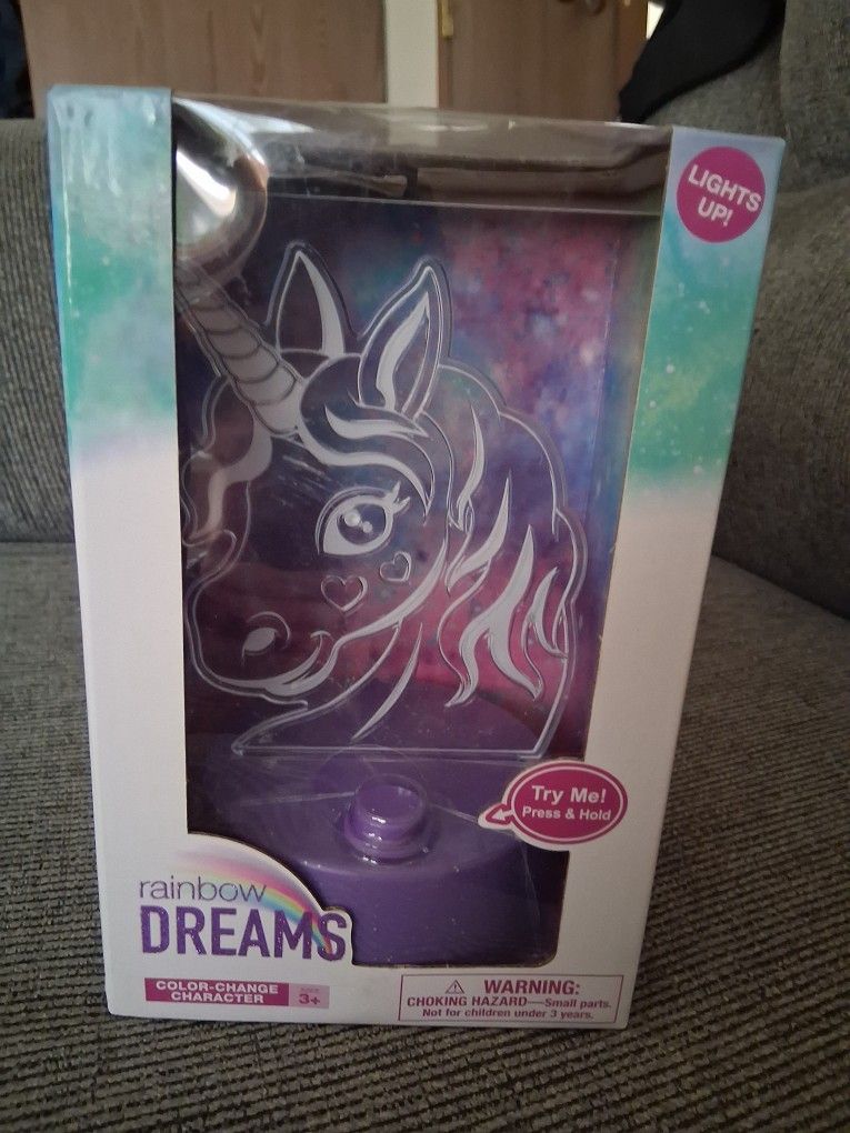 Rainbow Dreams Color-Change Character Unicorn