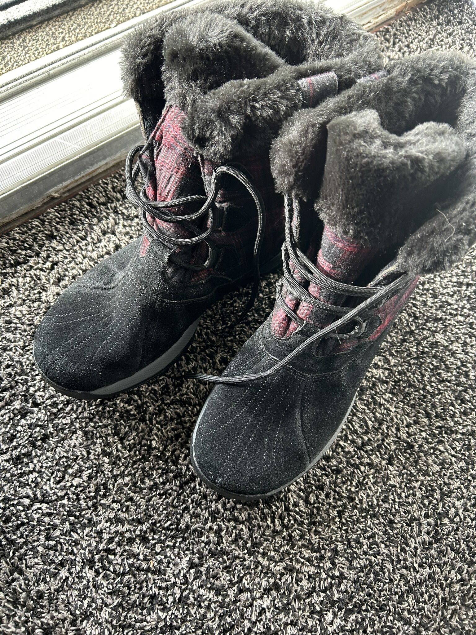 Skechers Gaga Max Outdoor Boots Size 10 $8
