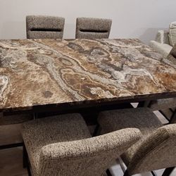 Brown Bar Table With 6 Bar Stools - Brand New