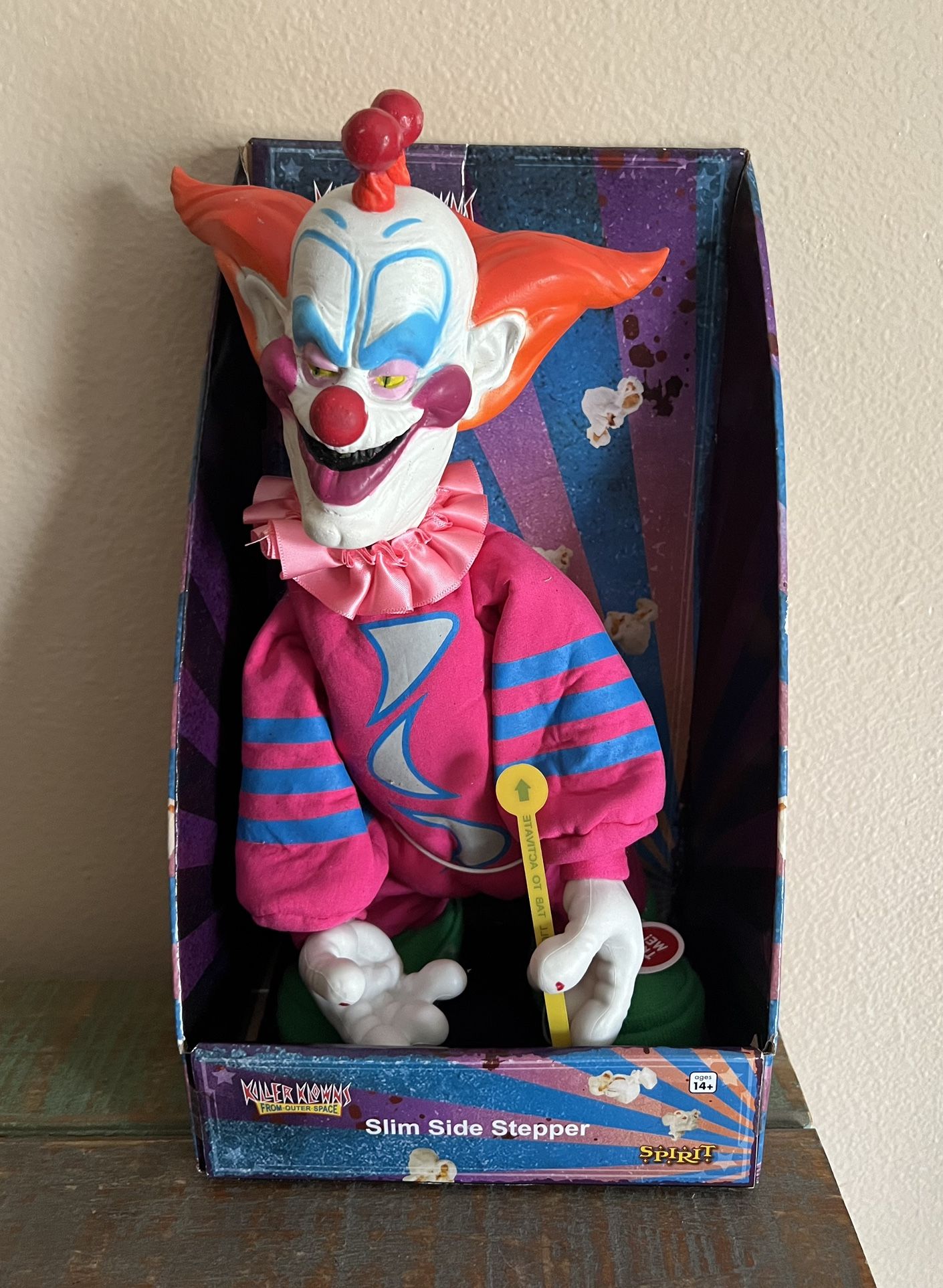 Spirit Halloween Slim Side Stepper Killer Klowns from Outer Space Doll 12”