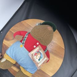 Hallmark Storybook Groundhog Retired (74)