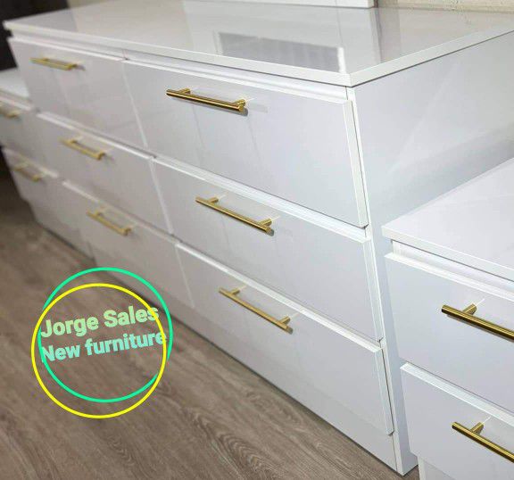 New White Glossy Dresser And 2 Nightstands With Golden Handles 