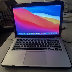 MacBook Pro 13” Retina i5 8GB Ram 500GB SSD