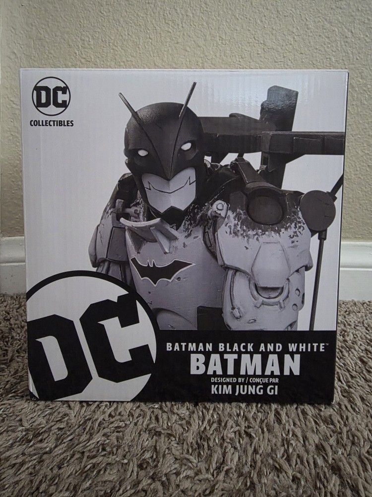 Kim Jung Gi SIGNED Batman Black & White Statue – Rare Collector Piece