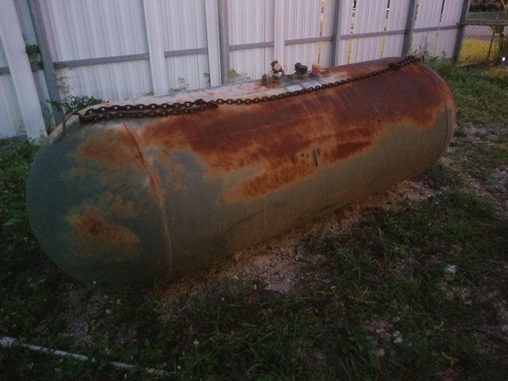 Propane tank good for a grill