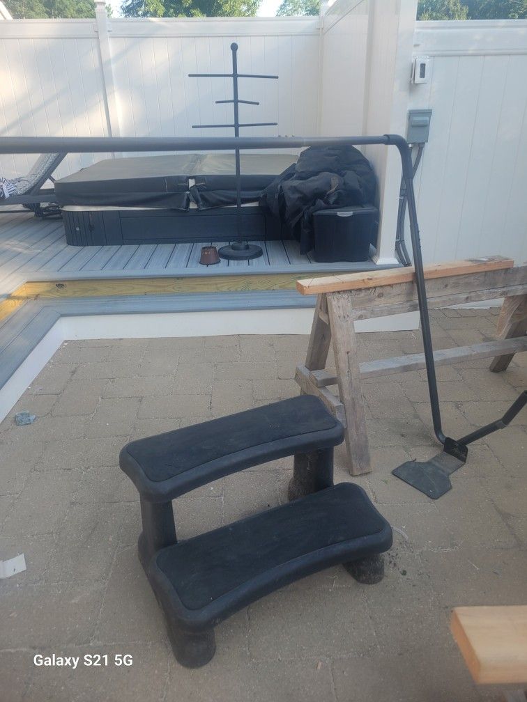 Hot Tub Steps And Cover Lifter