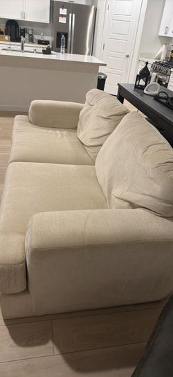 Love seat