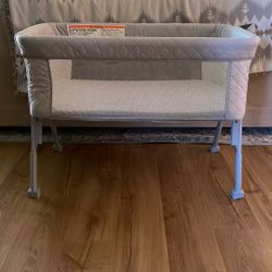 Bassinet/Crib