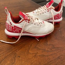 Used In Good Condition Under armour 2.5Y Red And White Harper Baseball Cleats 