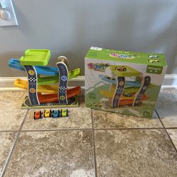 Wooden Race Car Ramp w/ 4 Cars - Toddler Toy