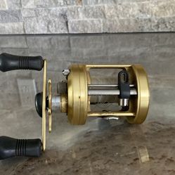 Shimano CALCUTTA 400B Levelwind GOLD Fishing Reel-VERY GOOD Shape!!! 